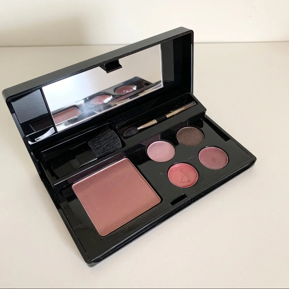Elizabeth Arden palette